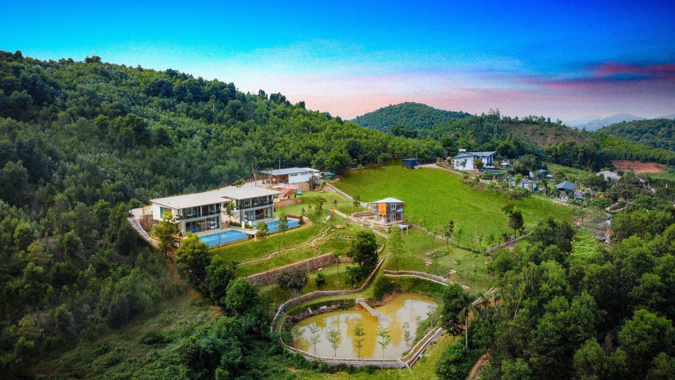 Villa với ɡóc nhìn từ trên cao