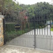 Biệt thự ven hồ Đồng Mô