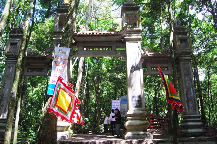 den-thuong-ba-vi