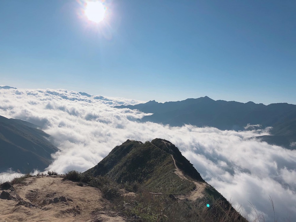 song-lung-khung-long-Ta-Xua